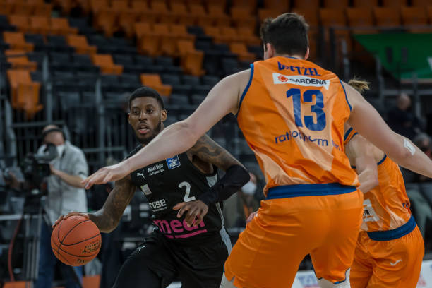 直接影响他 直接影响他