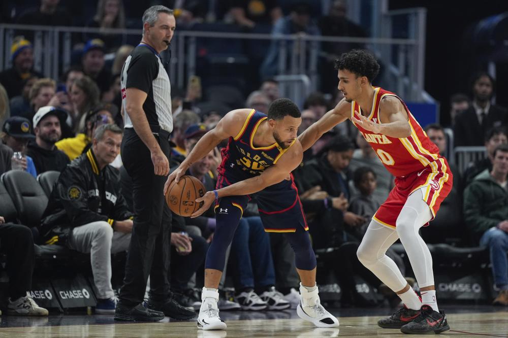 方踢得难解 方踢得难解