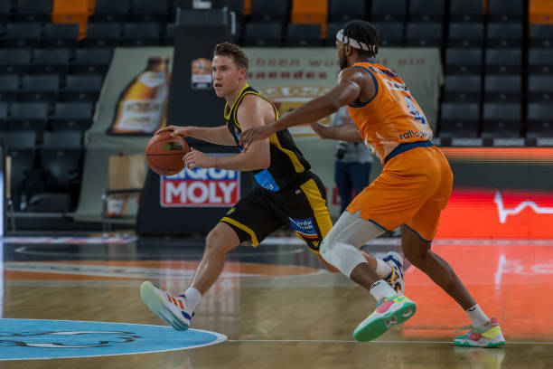 媒体的种种 媒体的种种