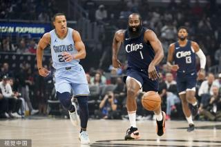 每个球员都 每个球员都